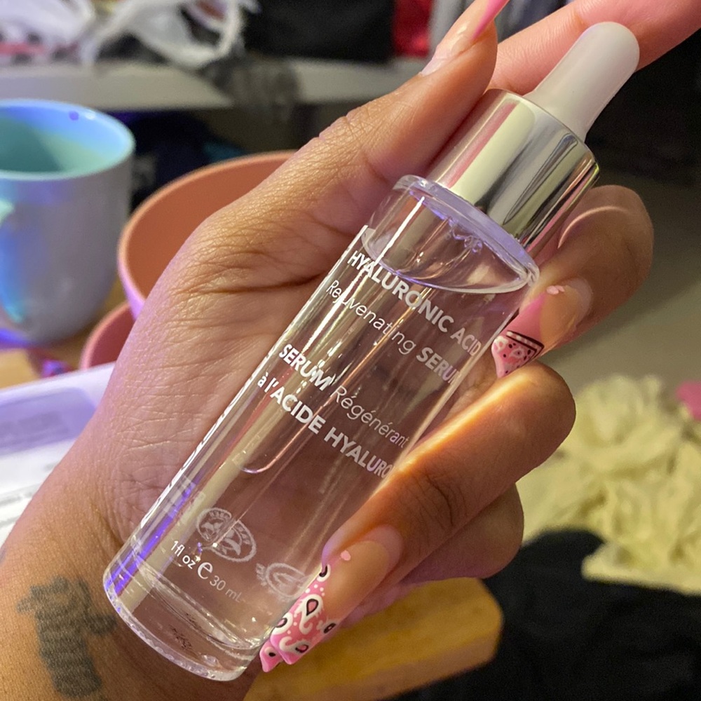 Studio-Makeup Hyaluronic Acid Rejuvenating Serum